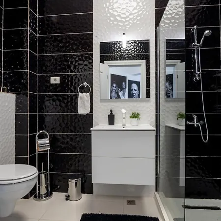 Artemis Luxury Apartment - Mamaia Nord-Pool Năvodari