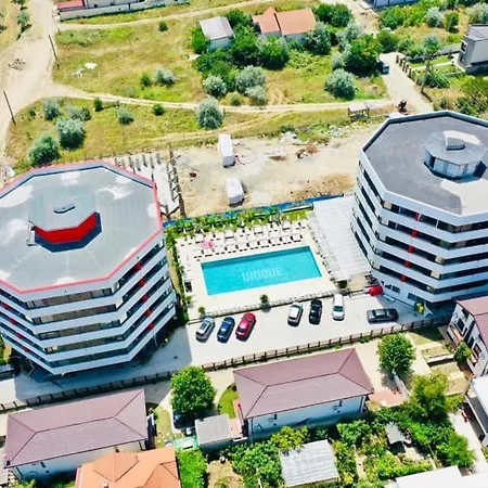 Artemis Luxury Apartment - Mamaia Nord-Pool דירה