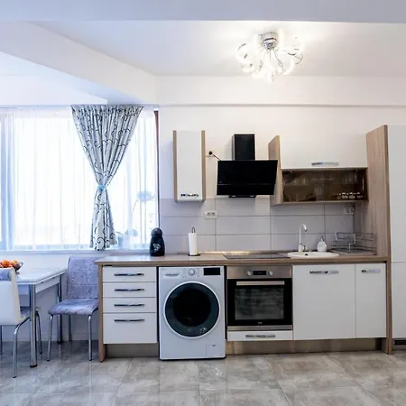 Artemis Luxury Apartment - Mamaia Nord-Pool דירה